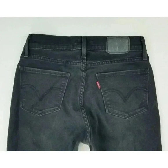 Levi's 27X30 Womens Curvy Skinny Black Denim Jeans Black Logo Tag Red Pocket Tag - Picture 6 of 12